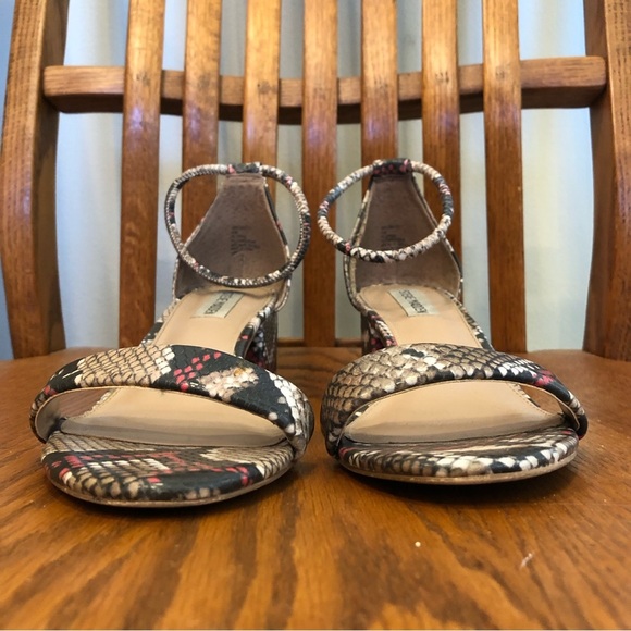 🌈 6/$60, Steve Madden, Ibbie, Snake Print Sandal, Brown/Red, Size 8.5 - Picture 9 of 11